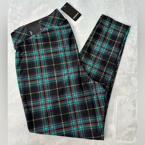 torrid Black Green Plaid Ponte Leggings NWT SIZE 1X 14/16